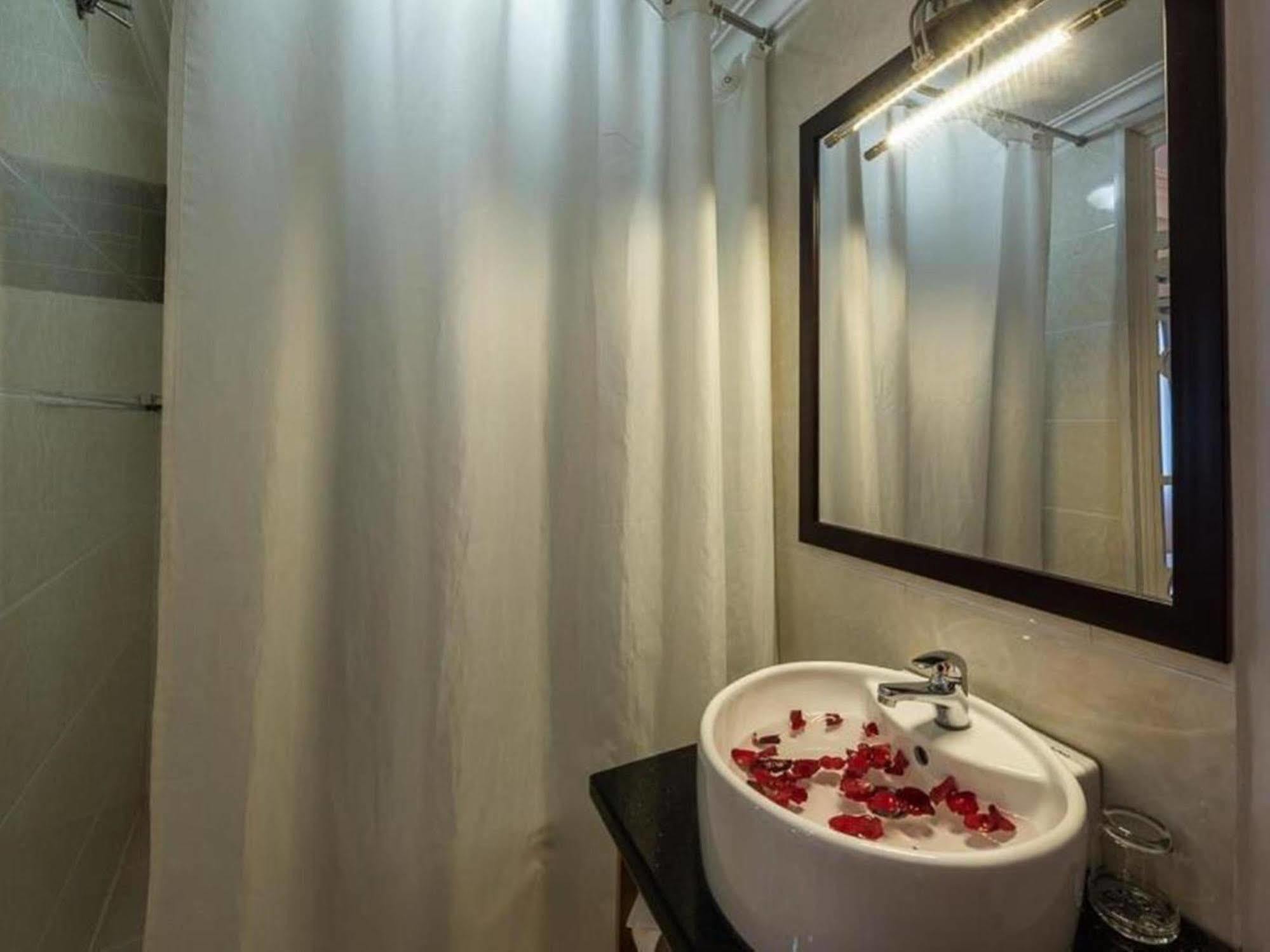 Saigon Odyssey House Hotell Ho Chi Minh-staden Exteriör bild